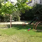 Lily Apartman